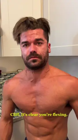 Guys who say they’re “NOT FLEXING” #flex #comedy #fyp #Fitness #flexing 