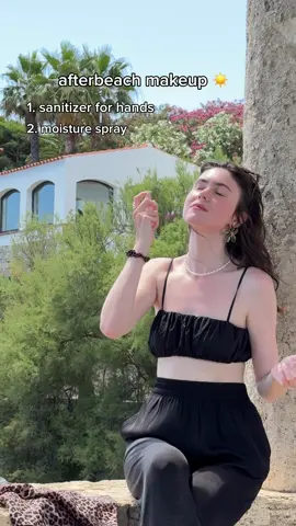 refresh 🌊 #summermakeup#quickmakeup#makeup#makeupvideo#moodvideo#summervibes#lipgloss#spf#makeupinspo#vibes#Summer#europeansummer  