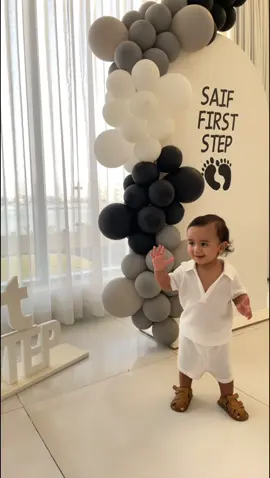 ما شاءالله✨ سيوفي اسم الله عليه بدا يمشي بدا🩶  #اكسبلور #explore #الشعب_الصيني_ماله_حل😂😂 #كويت #kuwait #foryoupage #fypシ゚viral #fypシ゚ #CapCut #foryou #fypage #tiktok #son #babyfirststeps #firststeps     #fyp  #نون  @TikTok 