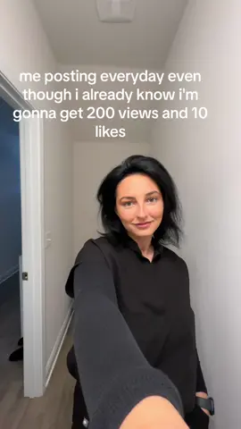 #girlssupportgirls #roadto10k #2024 #community #teamwork #creatorsearchinsights 