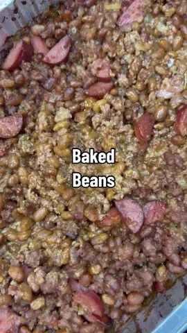 Had to post this recipe again but they are ALWAYS a hit!! @Cibs 🙌🏻🙌🏻 #cookout #bbqfood #sidedish #bakedbeans #fourthofjuly #EasyRecipe 