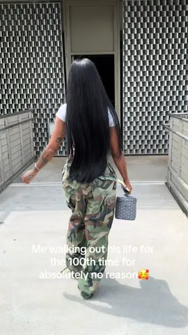 Idk I like to keep you on your toes! Oh, & I have in my RAW Vietnamese Straight bundles🫢 #fyp #fyppppppppppppppppppppppp 