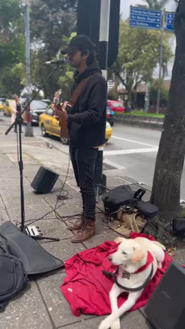Qué recuerdos éstas canciones ¿quién no lloró un amor a cuenta de Juan Fernando Velasco? 🫠