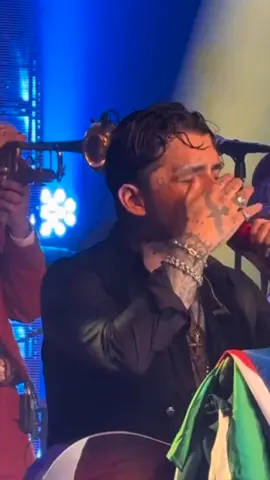 Christian Nodal llora por la ausencia de Ángela Aguilar?