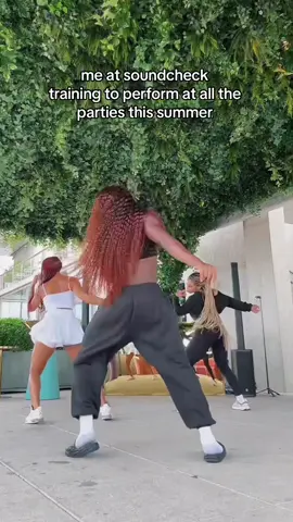 this was practice before the real thing 😂😭 y’all wanna see the full performance ? 👀 #fyp #afterhours 