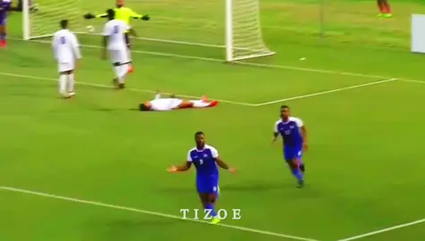 Dukens Nazon dribble toute l’equipe et marque un but époustouflant ❤️🇭🇹🐐 #concacaf #dukensnazon #selectionhaitiennedefootbol🇭🇹🇭🇹 #barbiefilm #lunionfaitlaforce #skills 