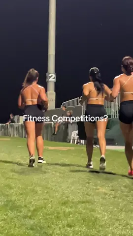 Have you done a fitness competition before?  This one was similar to the famous Hyrox comp where there was an obstacle/exercuse to colplete into a 400m run for a total of 10 obstacles and 4000m i dis it with my two best girls and loved every second of it 🥹