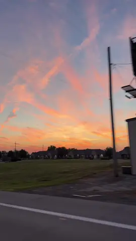 😮‍💨😮‍💨. #fypシ #foryou #Summer #cincy #foryou #usa🇺🇸 #lifeinusa🇺🇸🇺🇸 #natural #viral #sunset #fypシ 