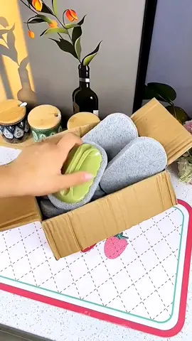 Sikat pembersih kerak wastafel panci penggorengam bathtub dinding kamar mandi. #sikatwastafel #sikatwastafelviral #sikatsabut #sikatantikarat 