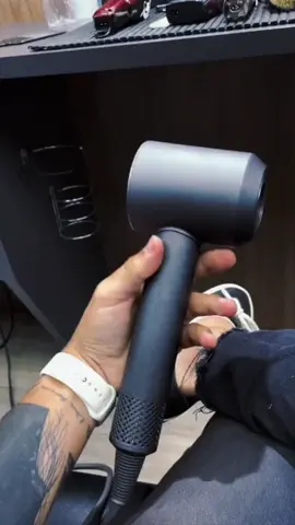 Chegou secador ultrassonico Link na bio. #fy #creator #beleza #grwm #hair #hairdryer #viral #TikTokMeFezAssistir #secador #finds #amazonfinds #amazon
