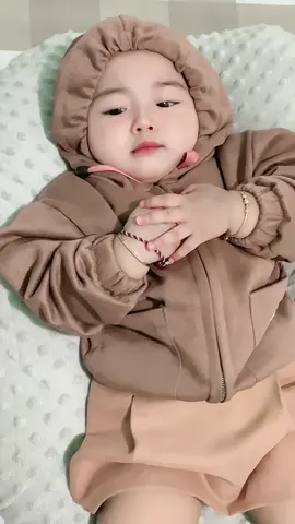 🐻 #masyaallahtabarakkallah #berlianafaezya #babygirl #bayilucu #bayigemestiktok #OOTD #ootdbayi #outfitbayi #fyfyfyfyfyfyfyfyfyfyfyfyfyfyfyfyfyfy #fyp 