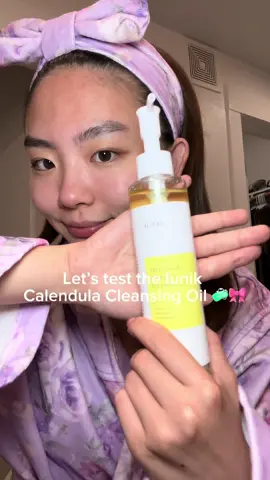 Unclog my pore in 30 sec with the Iunik Calendula Cleansing oil! 🎀 @iUNIK @iunik_us_official #iunik #iunikskincare #iunikcleansingoil #cleansingoil #dailycleanser #fypage #capcut 