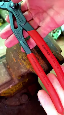 Knipex 87 01 250 #dungcuducnhat #tools #knipex #knipextools 