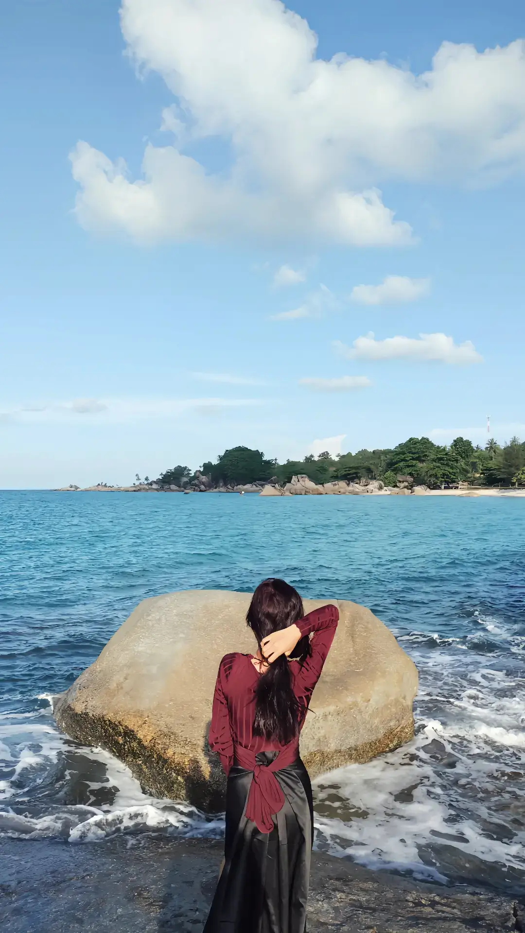 so beautiful🪼  #bangkabelitung  #viral   #pantaibangka  #sunset #beachdump🌊 #fyp  #beach  #fypシ #view #271triliun #pangkalpinang 