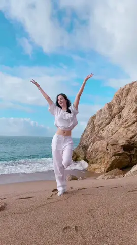 SPELL 🐚✨@SEVENTEEN @kirstendodgen #SPELL #Seventeen #dance #fyp 
