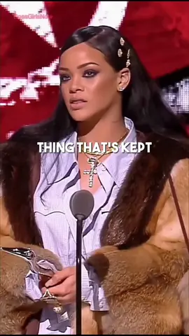 Améliore ton anglais avec Rihanna🔥 #apprendresurtiktok #learn #france🇫🇷 #tiktokfrance #goviral 