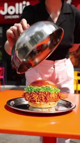 The Jollibee Spicy Chicken Sandwich. Your hot new obsession. #jollibeeuk #spicy #chickensandwich #sriracha 