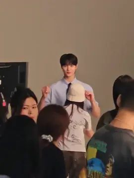 HIS SIDE PROFILE IS PERFECTION #byeonwooseok #변우석 