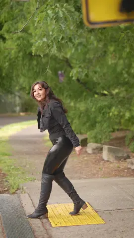#streetwear #leggings #style #OOTD #walk 