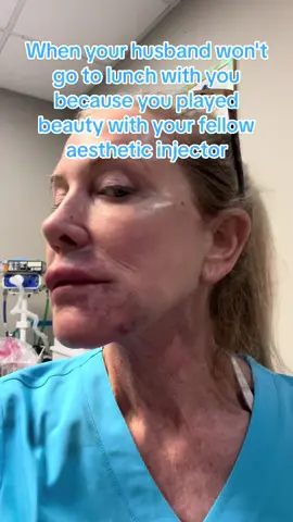 I had the chance to get injected and lifted this weekend by one of my injector peers. I bruise and swell easy so this doesn't surprise me. Nor do a few bruises bother me. But you should of seen the look on the drive thru guys face when he saw me. #pdothreadlift #takeittothemax #ciaobellaskinandwellness #starinjector #lakelaserlounge #skinbooster #skinrejuvenation #lookyourbest #ciaobellaskinandwellness #starinjector #lakeoftheozark #skinrejuvenationtreatment #wrinkletreatment #rohreraesthetics #wrinklerelaxers #skinbooster 