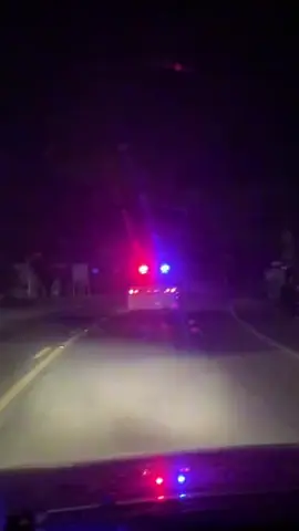 lâu quá mới lại có dẫn đoàn ... 🤣🤣🤣🤣🤣