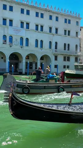 Have you ever visited Venice? If so, what is your favorite thing to do in Venice? ♥️  #venezia #tiktokvenezia #trip #travel 
