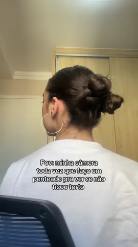 Unico jeito que consigo fazer pra nao ficar torto #hairstyle #hairtok #fyp #foryoupage #bun