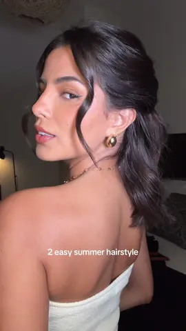 Qual o seu favorito 1 ou 2? O prnteado mais facil e lindo pra fazer! 💕 #hairstyle #hairideas #shorthair #cabelocurto #penteados 