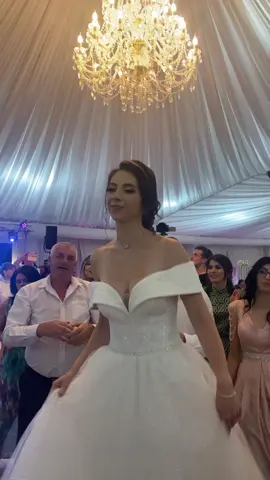 @𝔸𝕟𝕒𝕞𝕒𝕣𝕚𝕒 #my #crazy #sister #fy 🤣🤣👰🏻‍♀️