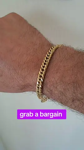 grab a bargain special deal offer   in our tiktok shop 🛍 #tictokshop #goldplatedjewellery #stainlesssteeljewellery #specialdeal #dealoftheday #bargain #bracelet #jewellery 