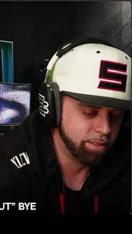 @MillionDollarSnare talks about what it was like to be apart of the @chamagnepapi and @KendrickLamar battle on EngineEars Live! Could you handle the pressure? Comment below! 👇 #AudioEngineering #AudioProduction #Mixing #Mastering #Instagram #DreamBig #EngineEars #KendrickLamar #Drake #MillionDollarSnare #EngineEarsLive #Community