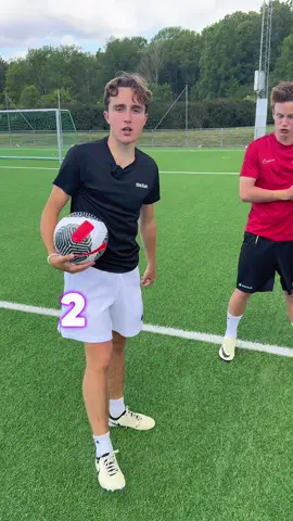 2 touch challenge med @Andersson🕺⚽️🫡 @alexander.odefalk @Niko.jov  💎🔥⚽️