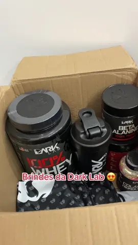 Minha caixinha misteriosa da Dark Lab 😍👍🏼 #suplementos #creatina #wheyprotein #pretreino #betaalanina @Dark Lab 