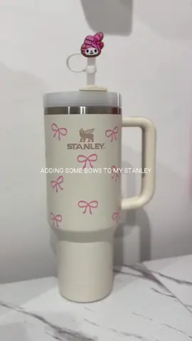 Added some cute bows to my stanley • • • #foryou #foryoupage #stanley #hydrate #drinkyourwater #DIY #FindItAtWatsons #new #cricut #cricutprojects #cricutmaker 