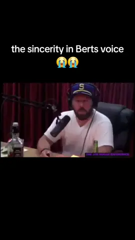 love watching old JRE's when I'm waiting on a new one #hilarious #jre #bertkreischer #funnyvideo #funnyclip #jreclips #classic #nostalgic 