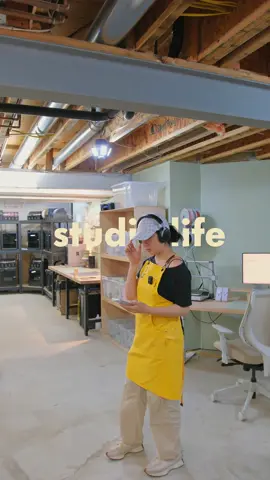 3d printing studio vlog! making your orders today. life in the studio be pretty sweet 🍡😉 #Vlog #designer #studio #creativestudio #designstudio #3dprinting #studiovlog #SmallBusiness