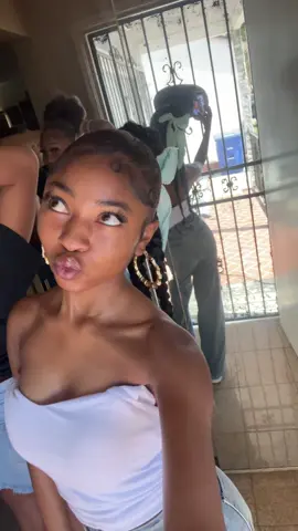 chewing on the lyrics 🫦