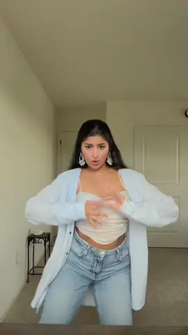 Loving this trend 🫶🏽 #tamil #southindian #desi #dancer #aasakooda 