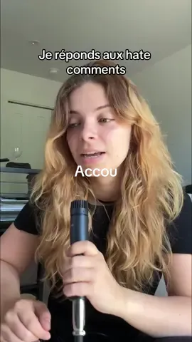 ROASTEZ MOI 🔥🧨 #hatecomments #humour #reponsecommentaire #quebec #accentquebecois 