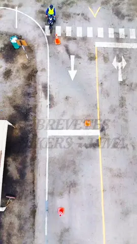 Prácticas de moto en circuito alterno _ Al costado del touring conchán🏍️🤝 #brevetesbikerslima #moto #touringbike #touring #panamericanasur #brevete #circuito #moto #asesoramiento