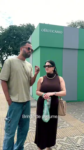 O presente misterioso dessa vez veio de O Boticário, marca preferida para presentear. Volta Redonda está fazendo 70 anos! E como quem faz aniversário merece ganhar presente, trouxemos uma grande surpresa para a cidade. #presentemisterioso #voltaredonda #oboticario #fy #fyp 