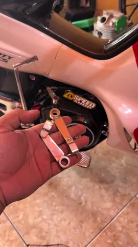 Paha kopling R25 ready ya 😁🙏 #admotorspeedshop #fiz #fizrindonesia #2strokelumajang #2strokejember #2strokejatim #2strokejateng #fizrmodifikasi #fizrmania #2strokejatim #2strokejember #2stroke #2strokeindonesia #2strokelovers #yamahaf1zr #yamahaf1zrindonesia #yamahaf1zrlovers #yamahaf1zrmania #fizrkalimantan #fizrsurabaya #rxking #rxkingmodifikasi #rxkingnusantara #rxking135cc #rxkingclub #rxkingjogja #kilablumajang #rxkinglumajang #rxkinglampung #rxkingmedan #fizr_modifikasi #rxkingroadrace