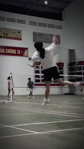 Nhảy tào lao😂#gaicaulong🏸 #danthethao💞 #caulongphongtrao 