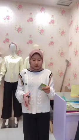 Kepoin terus akun sosial lionis fashion untuk dapetin info terbaru produk lionis fashion yg berkualitas tapi tetep bikin kantong nyaman donk … !!! Happy shoppy 🛍️🛍️🛍️ #fyp#fypp#fypviralp#fypagep#fyppppppppppp#fashionstiktok#OOTD#ootdhijab #bajuwanita# 