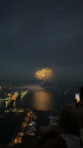 ✨✨✨ #chicago #4thofjuly #chicagotiktok #navypierchicago #navypierfireworks #chicago 