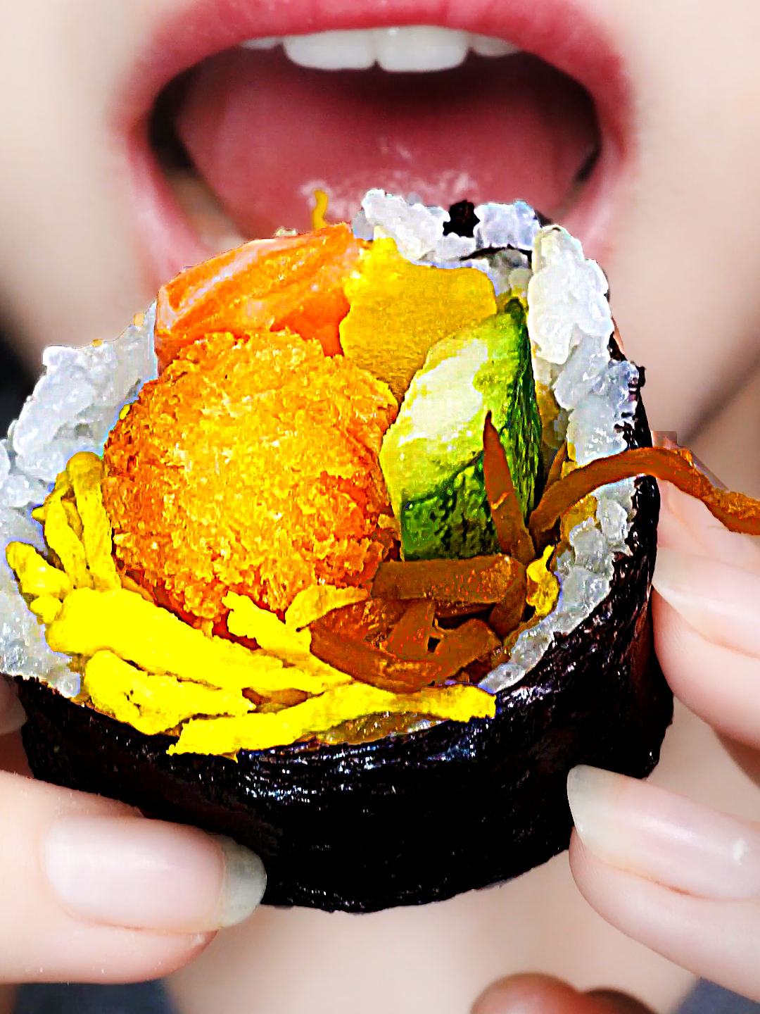 벌써 수박 5통째.. 다들 수박 좋아하시나요ㅎㅎ anyone a fan of watermelon?  #asmrvideo #emoji #eatingsounds #입술계 #입술먹방#emojichallenge #asmr  #eating #咀嚼音 #食べる音 #fyp #mukbang