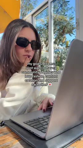 who’s with me? 🙋🏽‍♀️🙋🏽‍♀️🙋🏽‍♀️