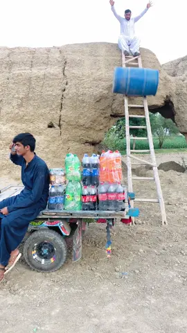 Sirhi se Drum me Bottle kue Dali 🤔#crazyproduction01 #viraltiktok #foryoupage #foryou #crazyboys #trending #viralvideos #khizeromer #shahzadayoub4 #usa_tiktok 