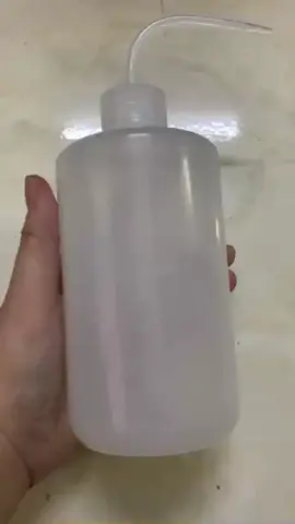 Bình nhựa vòi cong loại 250ml, 500ml, 1000ml tưới cây sen đá, xương rồng, tiểu cảnh, đựng hoá chất,v.v #goodshop_do.gia.dung #bình #nhựa #tiktokviral #viral #xuhuongtiktok #2024 #hottrend #xuhuong #trending #trend #tướicây #trongcay #lamvuon #ml #250 #500 #1000 