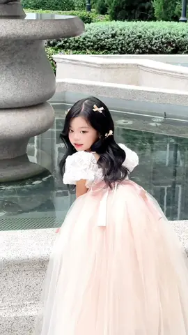 Trở thành công chúa 🥰 #homibabyhouse #vay #vaycongchuachobegai #vaychobe 